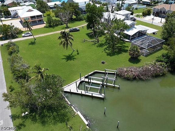 3rd image of 175 Bahia Via