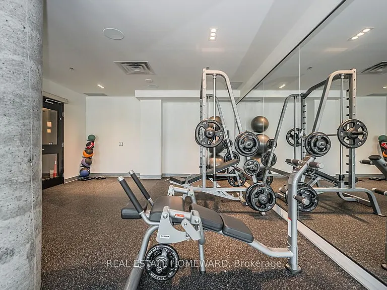 5 Wellington St S #301 — Photo 17