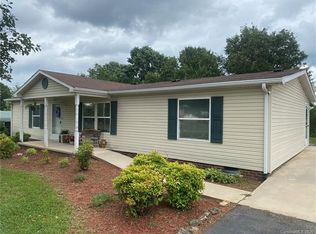 118 Cripple Creek Ln, Statesville, NC 28677