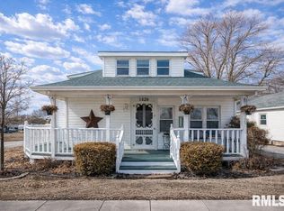 1426 N Main St, Lewistown, IL 61542