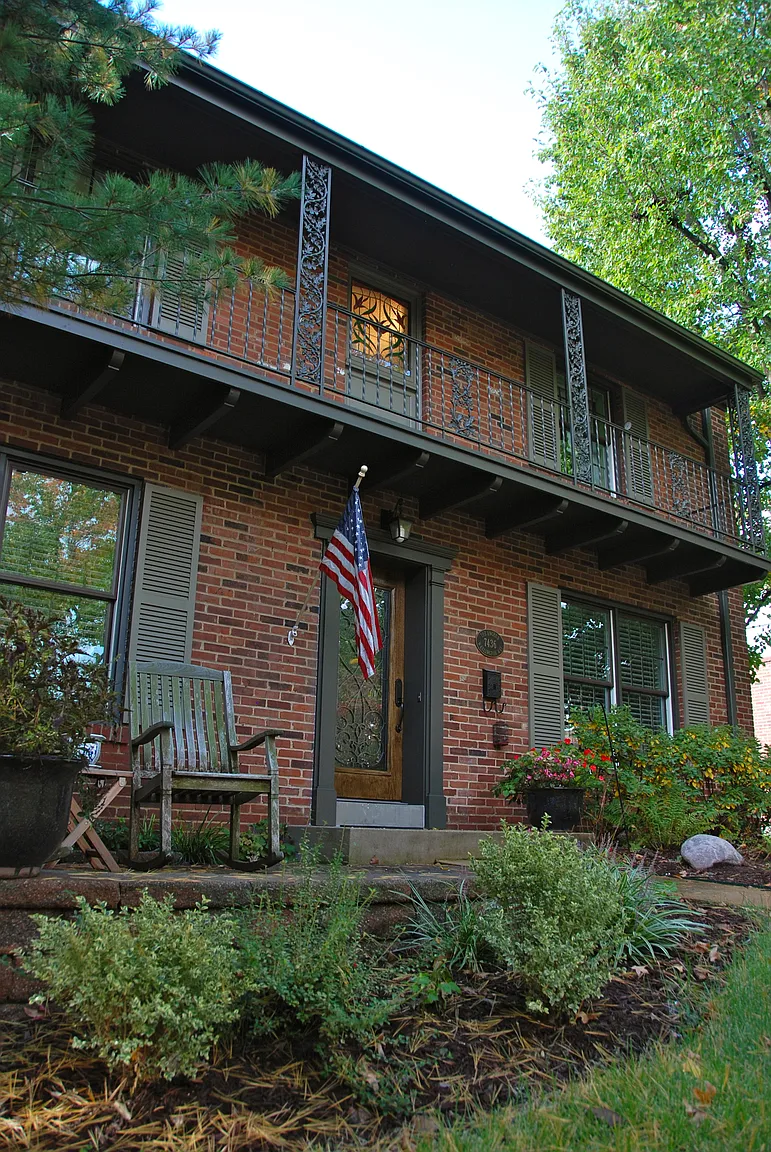 7436 Wellington Way photo 1
