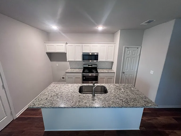 2716 Ginger Ct — Photo 29