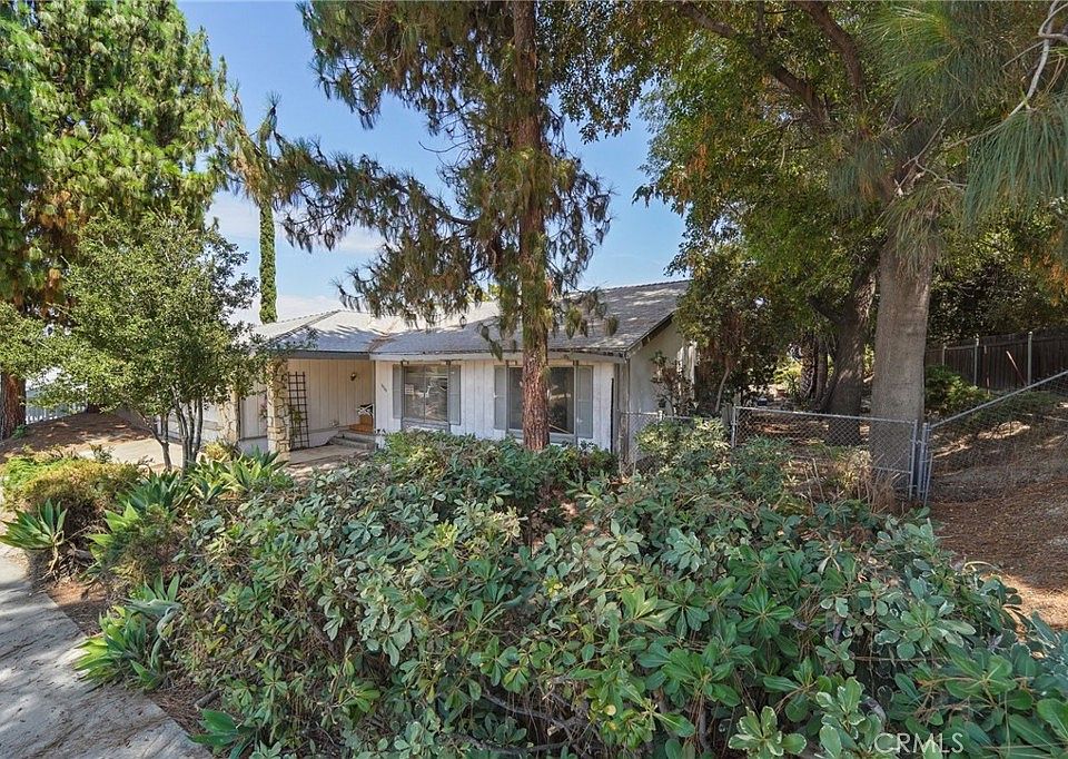 1st image of 8944 Nevada Ave