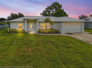 844 Lake Betty Dr, Lake Placid, FL 33852