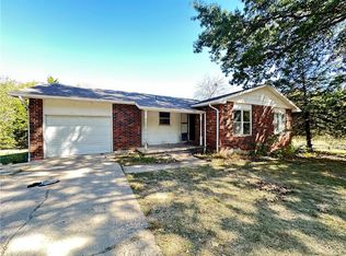 165 SE 431st Rd, Warrensburg, MO 64093