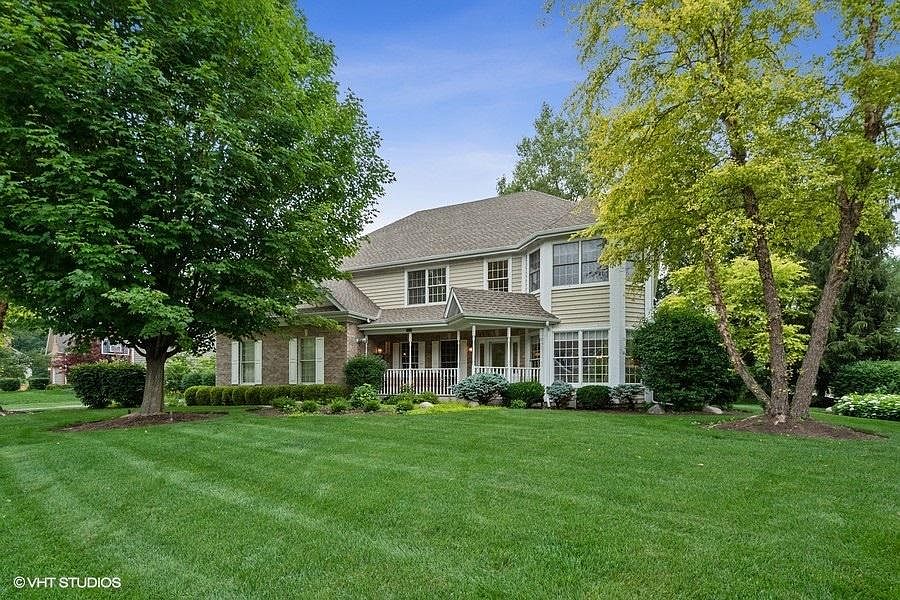 1st image of 142 Lions Ct