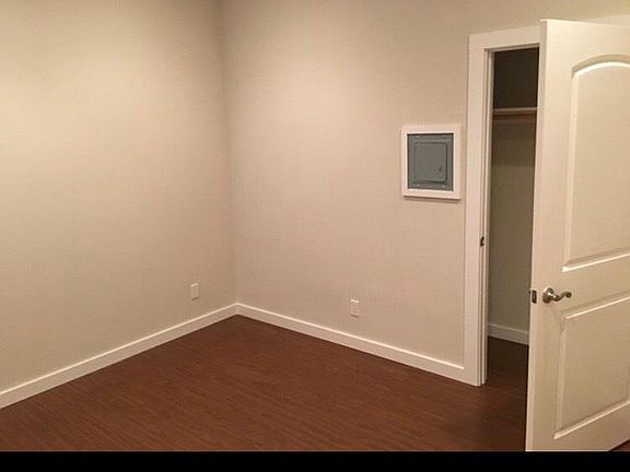 3rd image of 2265 Mission St APT 3