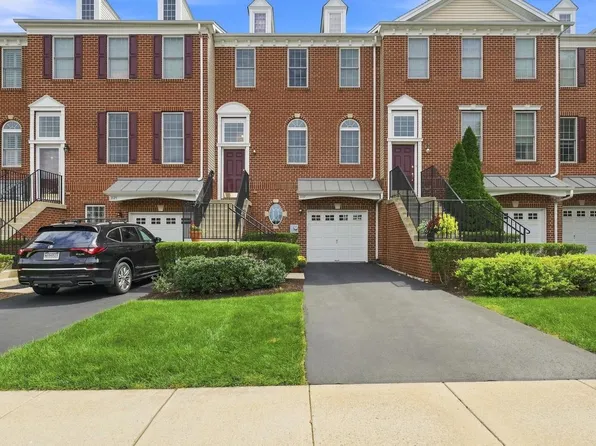 3117 E Brighton St, Furlong, PA 18925