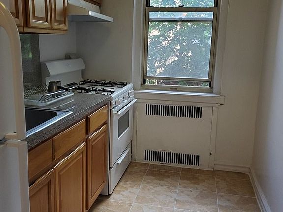 2nd image of 41-15 45th St #1EE