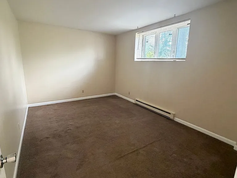 3116 Court Street — Photo 9