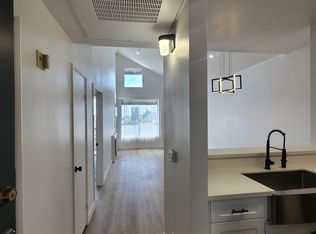 14515 Dickens St APT 402, Sherman Oaks, CA 91403