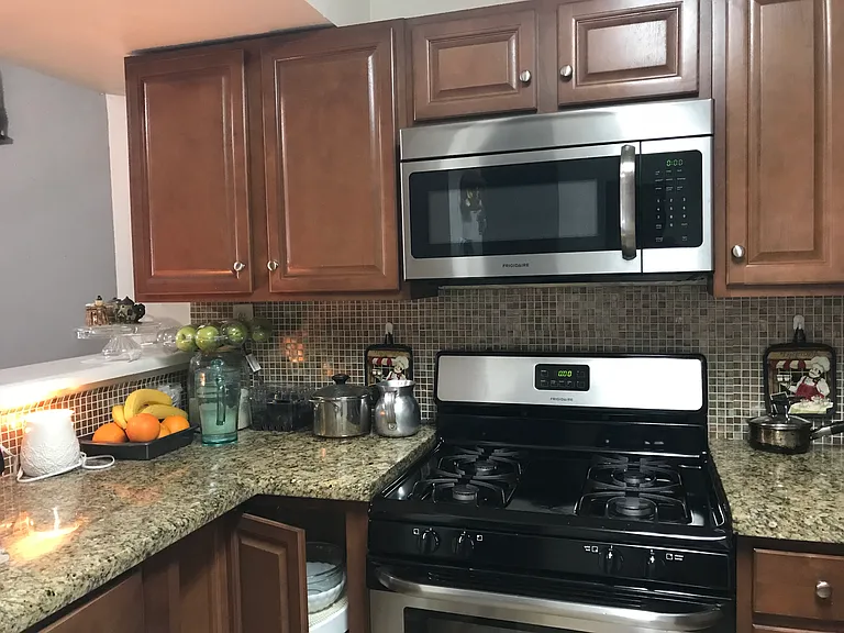 15300 SW 106th Ter #527 — Photo 4