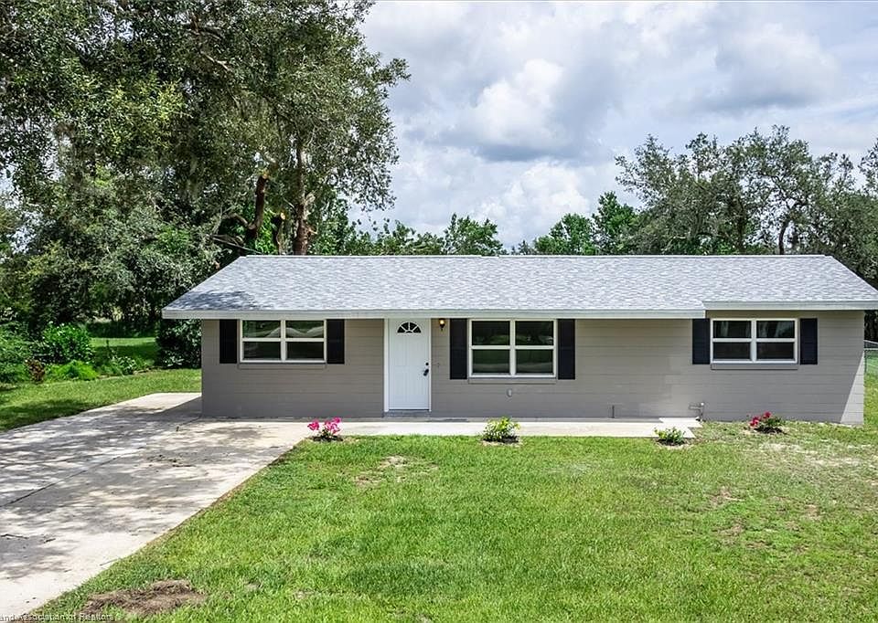 1st image of 4622 Queen Palm Dr