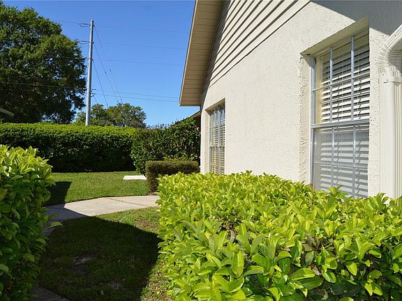 4th image of 4701 Wallingford Ct #4701