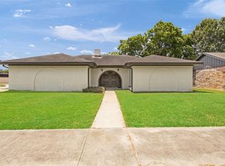 2720 San Jacinto Dr, Pasadena, TX 77502