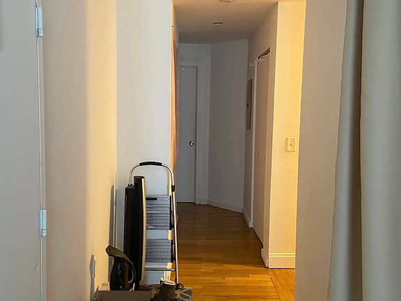3rd image of 750 Columbus Ave APT 2