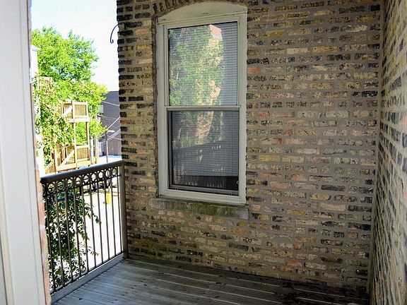 4th image of 1433 W Cortez St #3F