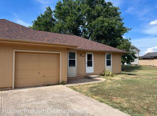 3637 W State St, Springfield, MO 65802
