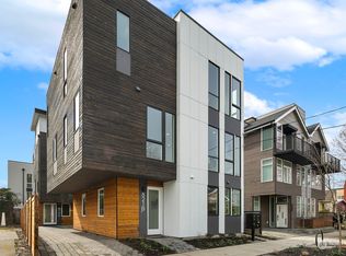 821 NW 54th St #B, Seattle, WA 98107