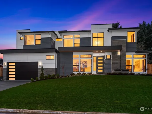 243 111th Avenue SE, Bellevue, WA 98004