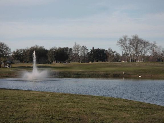 5th image of 3 Island Club Dr