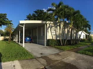 1226 SW 112th Way, Davie, FL 33325