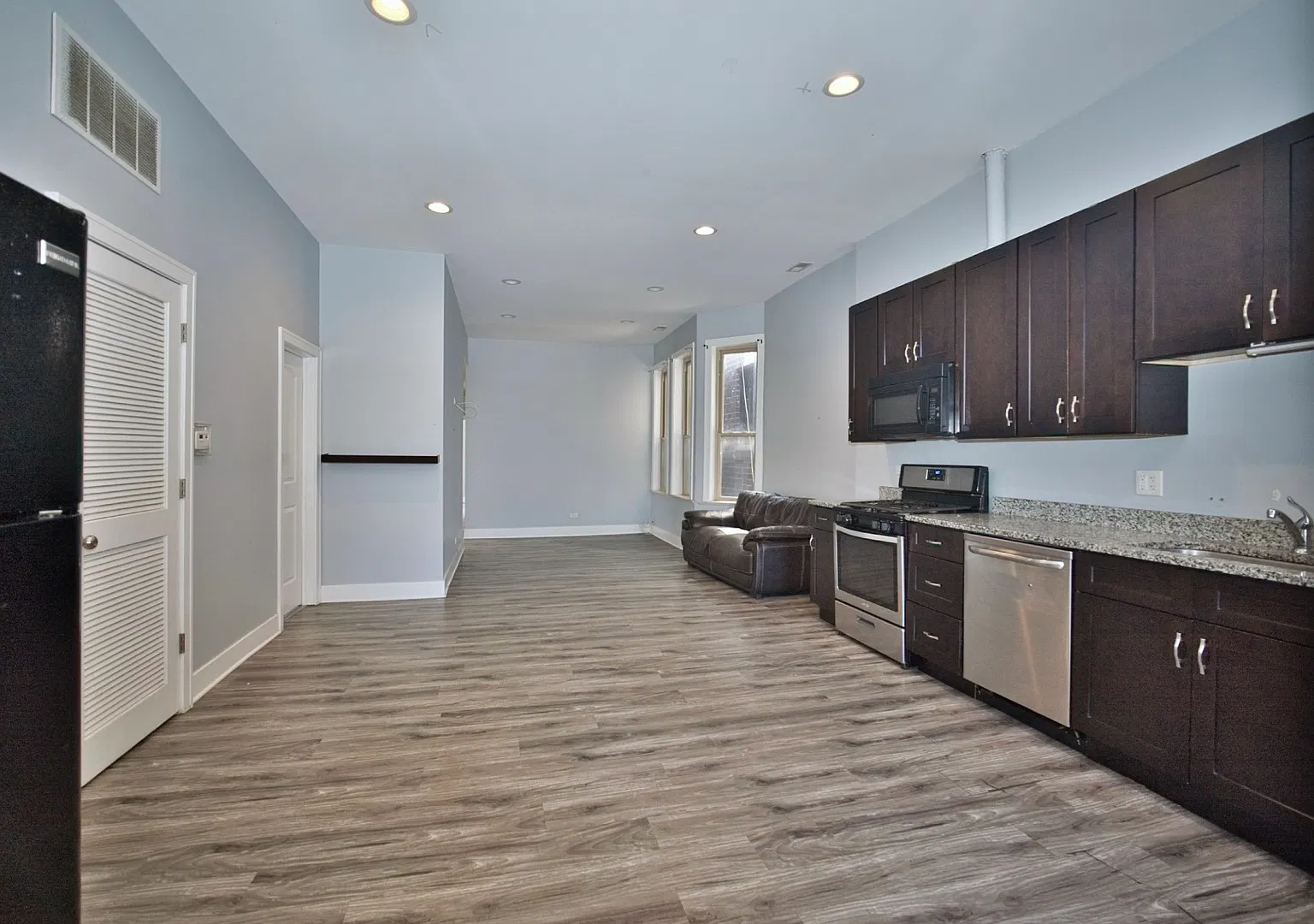 3 bed, $3,500 — Photo 4