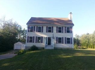 32 Scruton Pond Rd, Barrington, NH 03825
