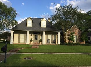 1444 Ridgeland Dr, Baton Rouge, LA 70810