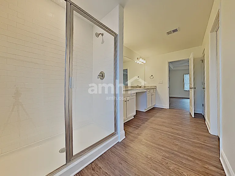 4915 Franks Creek Way — Photo 15