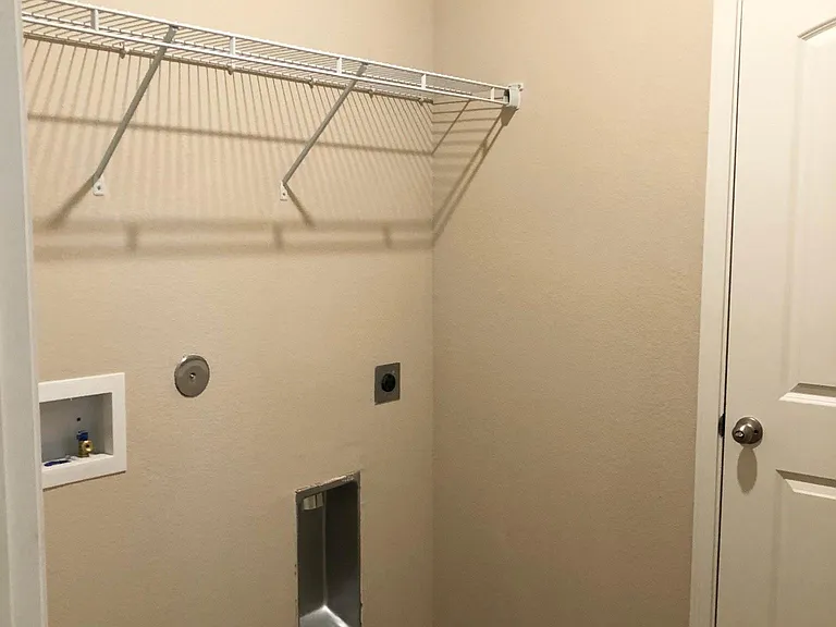305 Turquoise Ln — Photo 20
