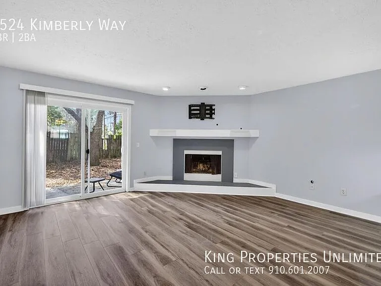 4524 Kimberly Way — Photo 9