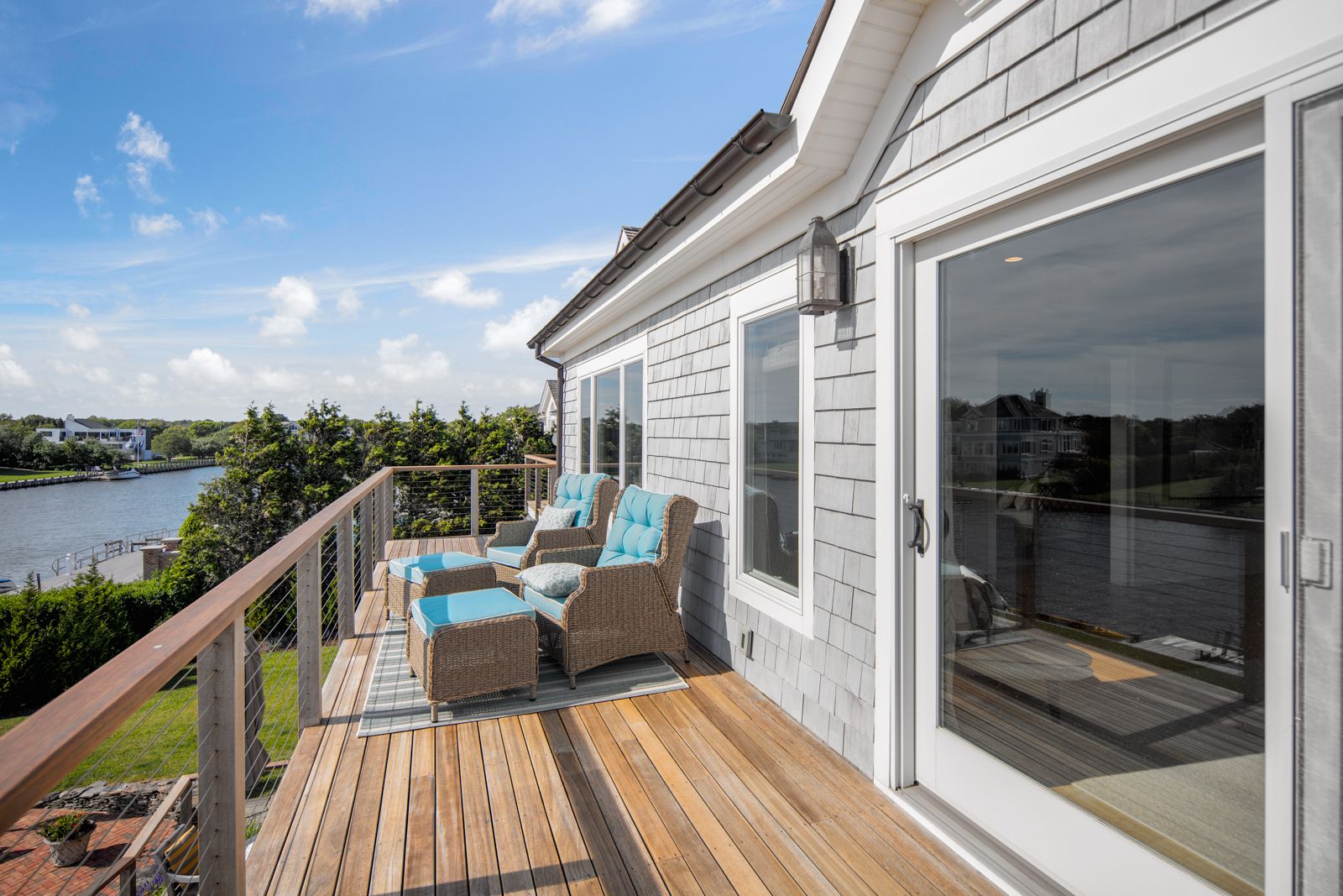 121 Jessup Ln in Westhampton Beach Out East