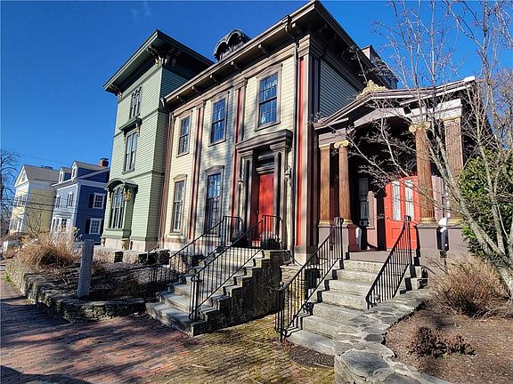 2nd image of 92 Pelham St #1