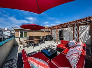 1809 W Balboa Blvd #B, Newport Beach, CA 92663