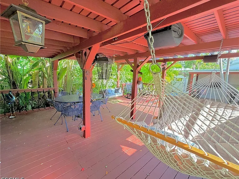 2702 McGregor Blvd — Photo 42