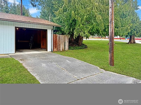 2nd image of 21215 81st Avenue NW