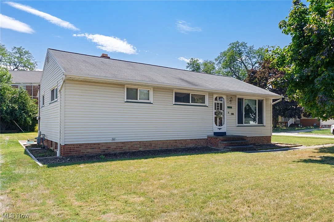 11499 Gabriella Dr photo 1
