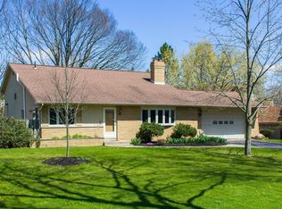 1160 Francisco Rd, Columbus, OH 43220