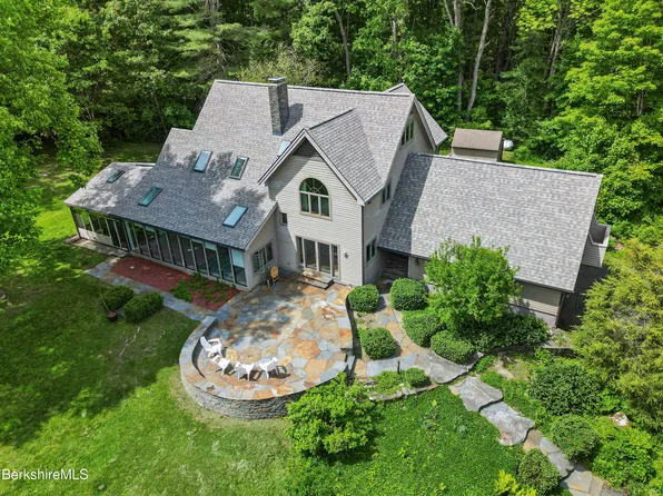 46 W Center Rd, West Stockbridge, MA 01266