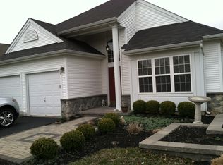 2 Comiche Ct, Manchester, NJ 08759