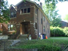 7372 Tulane Ave, Saint Louis, MO