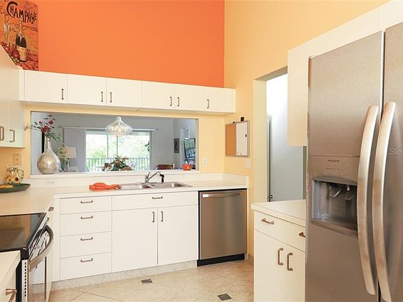 5th image of 8750 Olde Hickory Ave APT 9304
