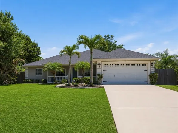 1587 Quatrain Ln, Sebastian, FL 32958