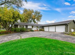 6709 Kemman Rd, Hebron, IL 60034