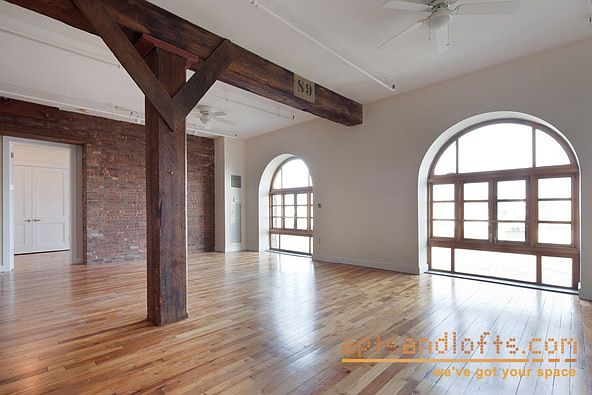 1st image of 275 Conover St APT 4D