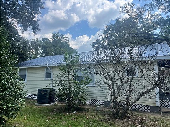 3rd image of 6777 Sullivan Rd