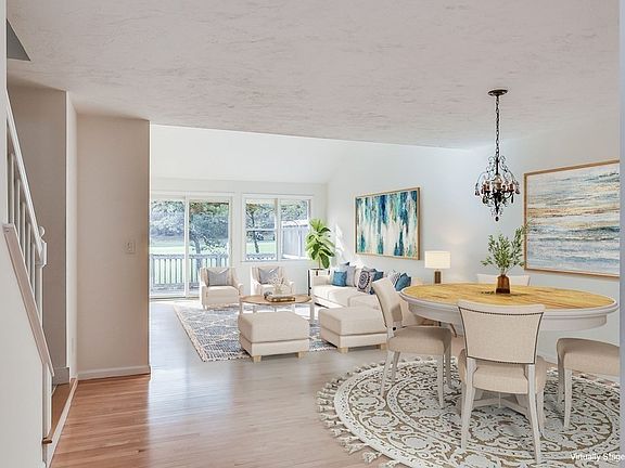 5th image of 11 Dillingham Way Unit 11