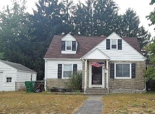 29 Toronto St, Chicopee, MA 01020