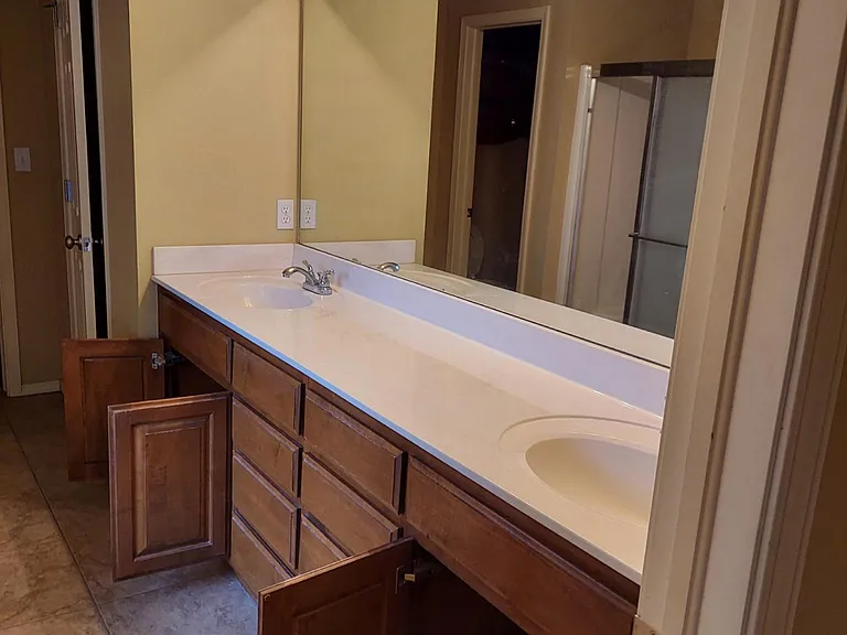 10002 N 102nd East Ave — Photo 13